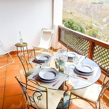Apartamento En El Corazon De Las Alpujarras Carataunas Dış mekan fotoğraf